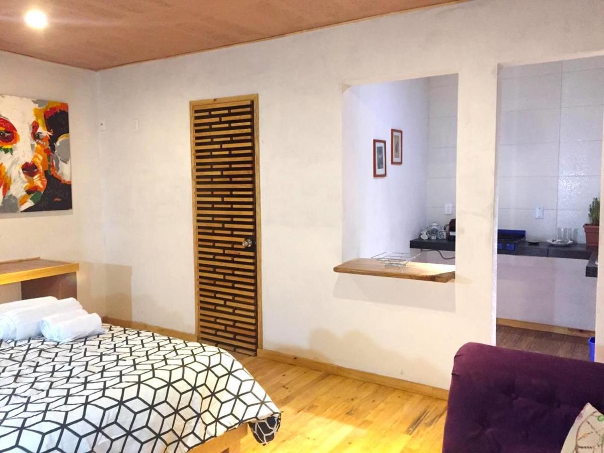 Pascual Inn Suites チョルーラ エクステリア 写真